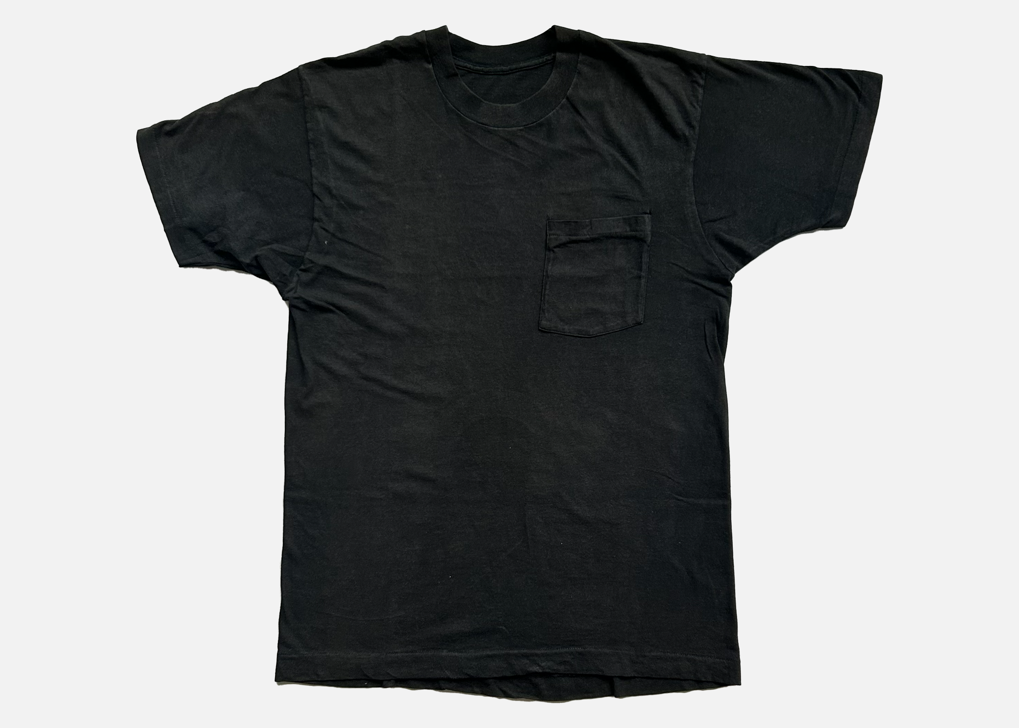 90s selvedge pocket black blank tee