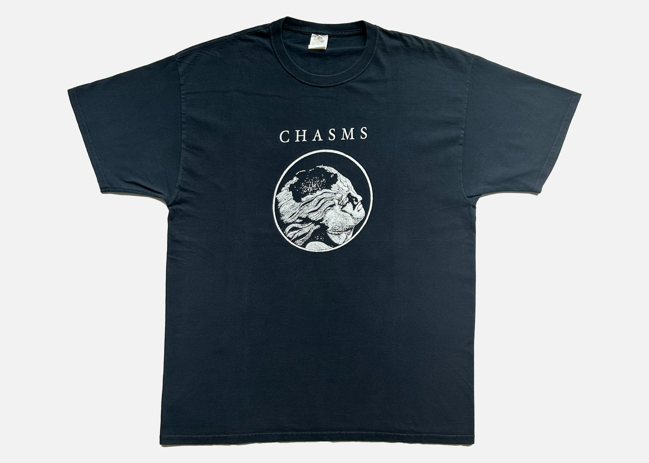 00s 'chasms' tee