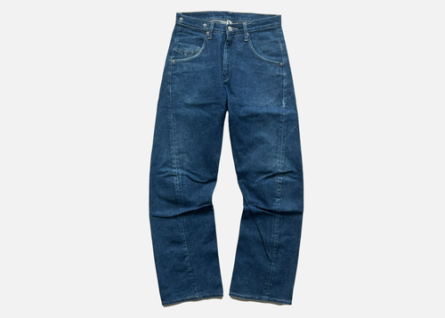 (28") levis engineered jeans