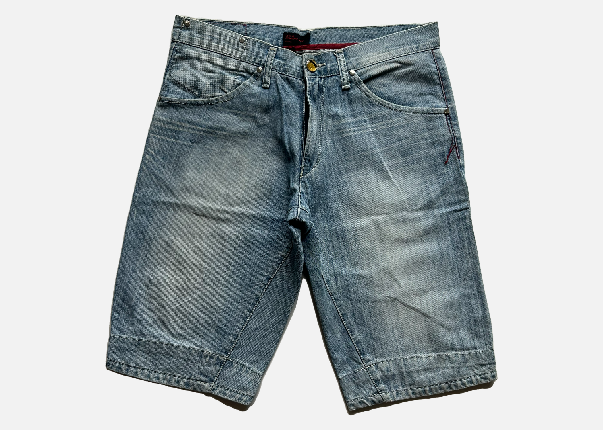 (34") levis engineered shorts