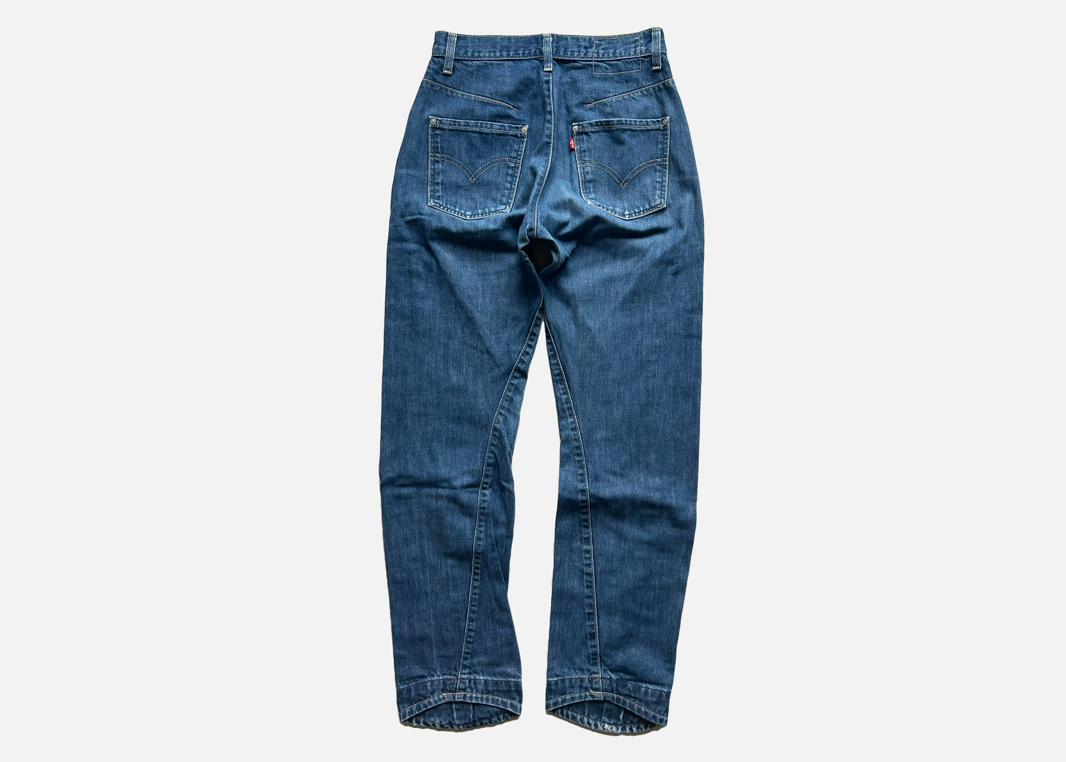 (28") levis engineered jeans