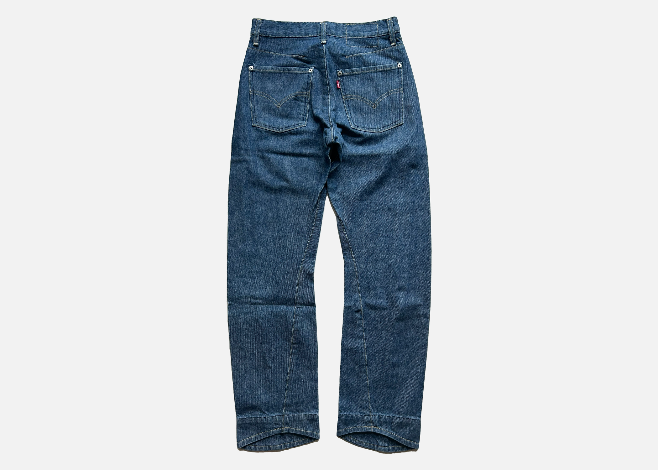 (27") levis engineered jeans