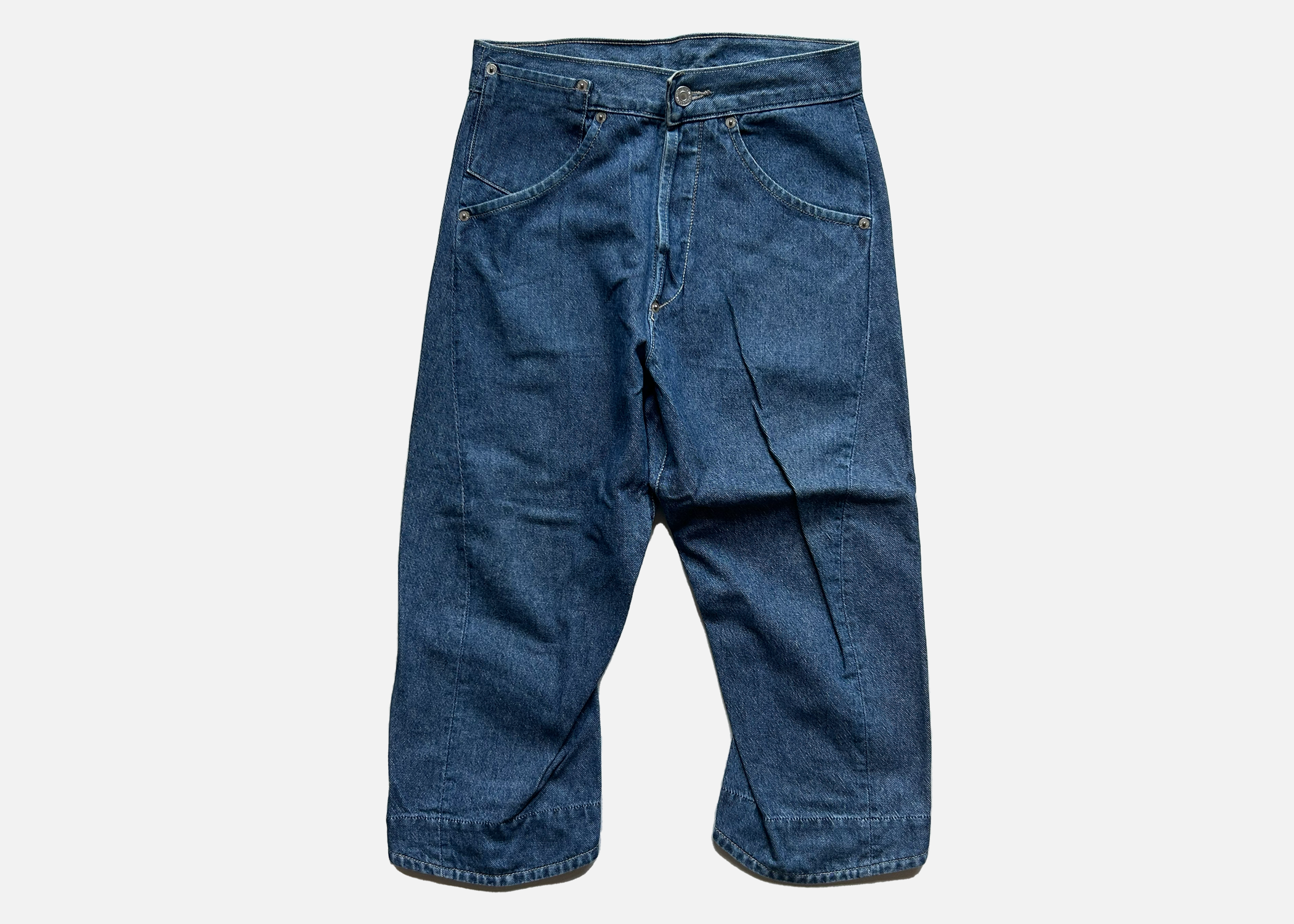 (29") levis engineered cinchback capris